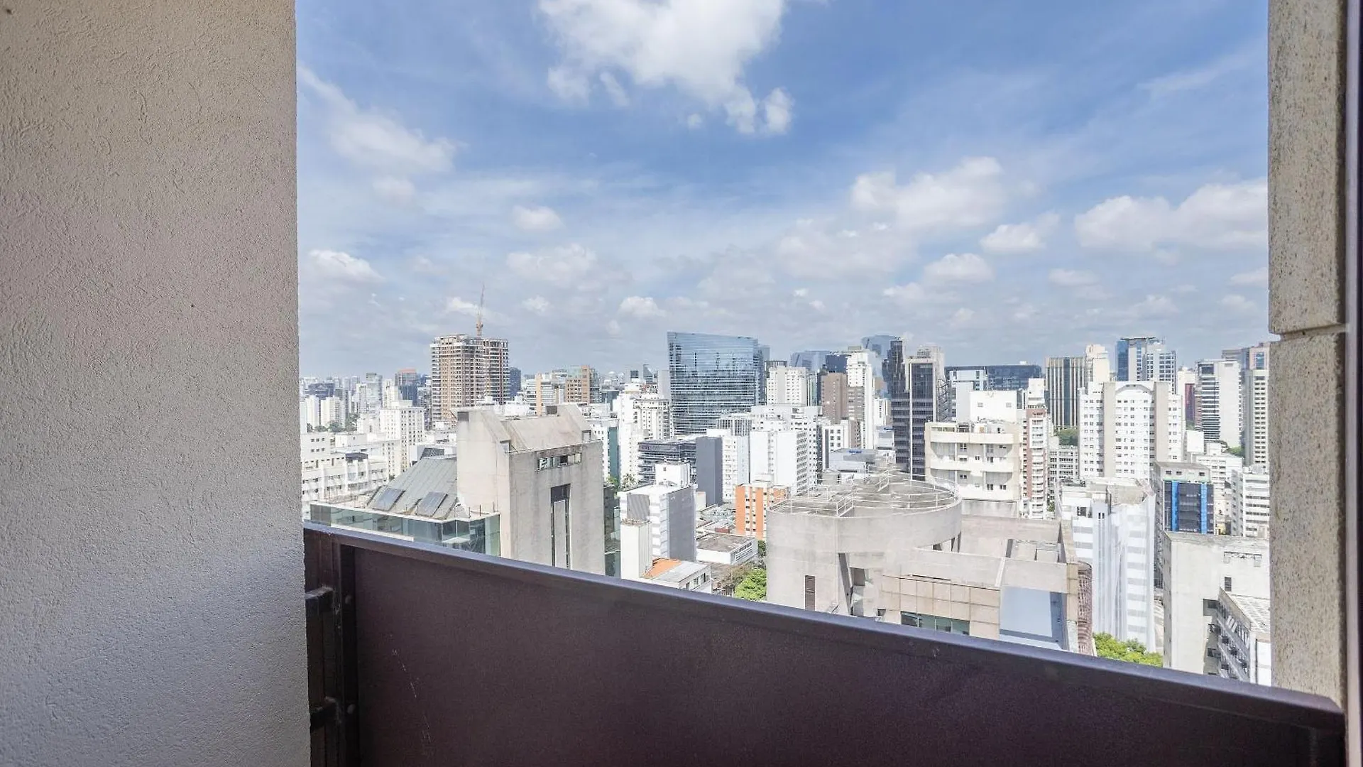 Suites Sao Paulo By Conviva Apartment